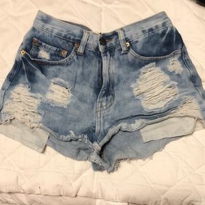 High waisted Acid washed Denim shorts
